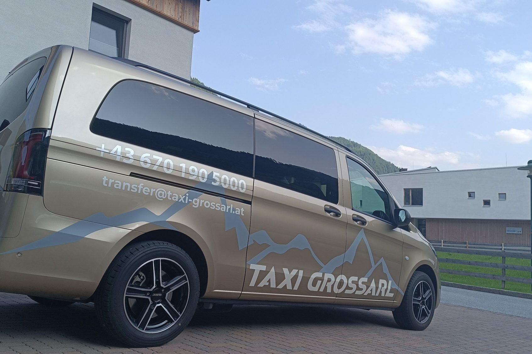 Taxi Großarltal - Hüttschlag Taxiunternehmen Hüttschlag und Großarltal, Ihr Partner in Sachen Personen und Güterbeförderung Taxi Großarl